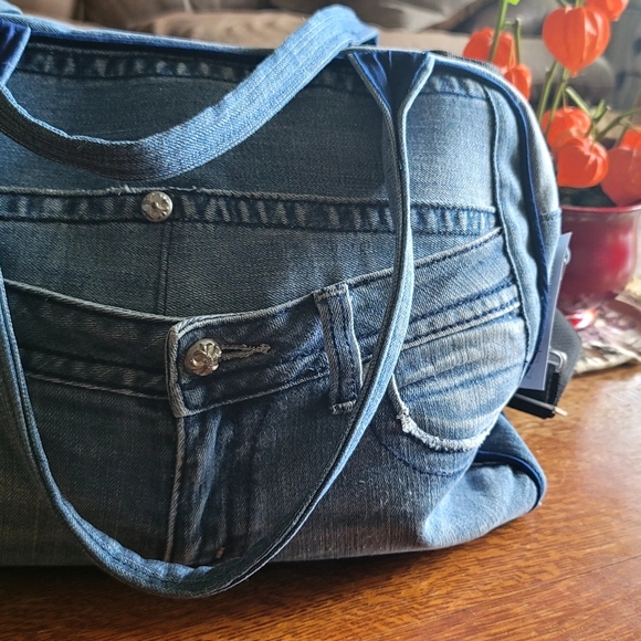 Large Multi-function Sequined Denim Bag - Picture 4 of 12